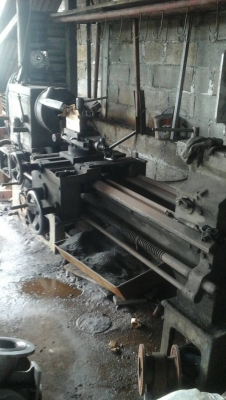 ขายเครื่องกลึง8ฟุตเกียร์กระตุ๊กเก่าเก็บใช้งานได้ราคาสุดคุ้ม