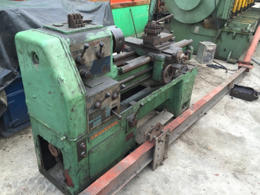 ขายกลึงญี่ปุ่น5ฟุตเก่าเก็บมีจี๋ยันศูนย์ด้วยราคาเบาๆครับ