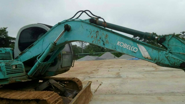 ขออนุญาติขายSK100SUPERเอกสารอิวอยไฟฟ้าครบเก็บระบบ นิดหน่อย พร้อมใช้งาน ราคา 600000 สนใจติดต่อ 0853224877-0988930465