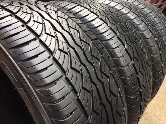 ยาง FALKEN 275 55 20 ปี13 ดอกเต็ม ไม่มีปะ ราคาไม่แพง ยาง FALKEN 275 55 20 ปี13 ดอกเต็ม ไม่มีปะ ราคาไม่แพง