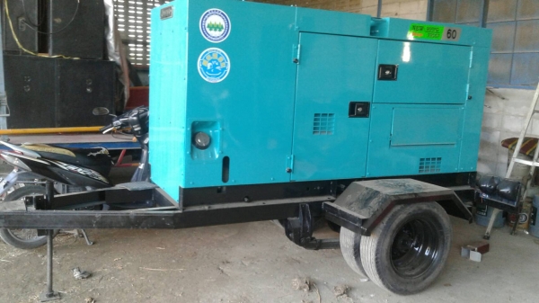 เครื่องปั่นไฟ 60KVA พร้อมเทเลอร์ เครื่องปั่นไฟ 60KVA พร้อมเทเลอร์