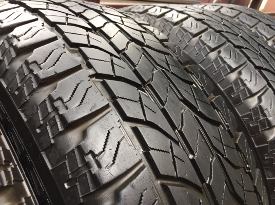 ยาง Yokohama 265 70 16 ปลายปี13 ดอกเต็ม ใช้กันยาว ราคาไม่แพง