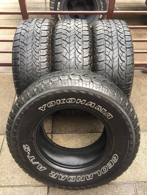 ยาง Yokohama 265 70 16 ปลายปี13 ดอกเต็ม ใช้กันยาว ราคาไม่แพง