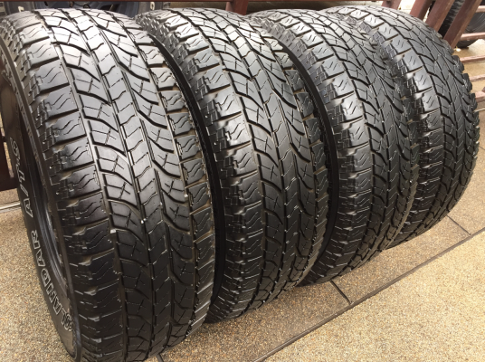 ยาง Yokohama 265 70 16 ปลายปี13 ดอกเต็ม ใช้กันยาว ราคาไม่แพง