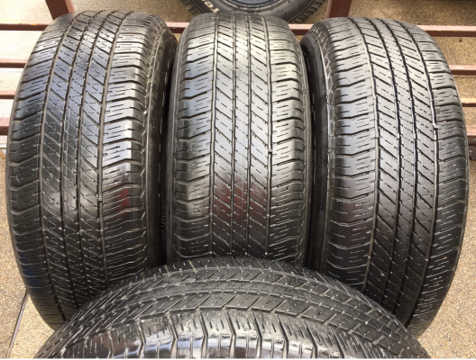 ยาง Bridgestone 265 65 17 กลางปี14 ดอกเยอะ พร้อมใช้งาน ราคาไม่แพง ยาง Bridgestone 265 65 17 กลางปี14 ดอกเยอะ พร้อมใช้งาน ราคาไม่แพง