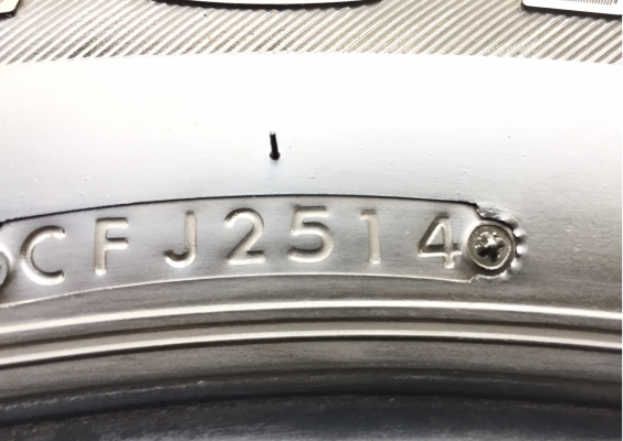 ยาง Bridgestone 265 65 17 กลางปี14 ดอกเยอะ พร้อมใช้งาน ราคาไม่แพง ยาง Bridgestone 265 65 17 กลางปี14 ดอกเยอะ พร้อมใช้งาน ราคาไม่แพง