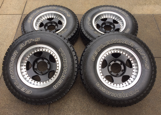 ล้อแท้ Apache ขอบ15 สภาพสวย ไม่มีซ่อม พร้อมยาง All Yokohama 30 9.5 R15 ดอกเต็ม ราคาไม่แพง