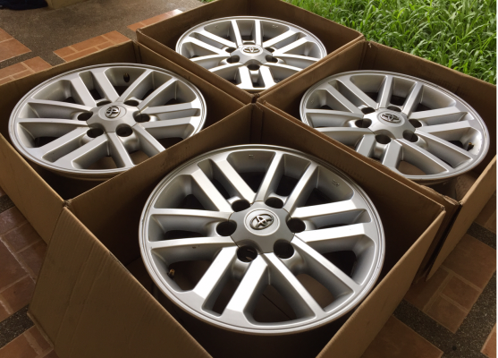 ล้อแท้ Toyota VIGO Champ 4x4 ตัวTop สภาพสวย ไม่เคยซ่อม พร้อมน็อตโตโยต้าแท้ครบ 24ตัว ราคาไม่แพง