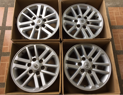 ล้อแท้ Toyota VIGO Champ 4x4 ตัวTop สภาพสวย ไม่เคยซ่อม พร้อมน็อตโตโยต้าแท้ครบ 24ตัว ราคาไม่แพง