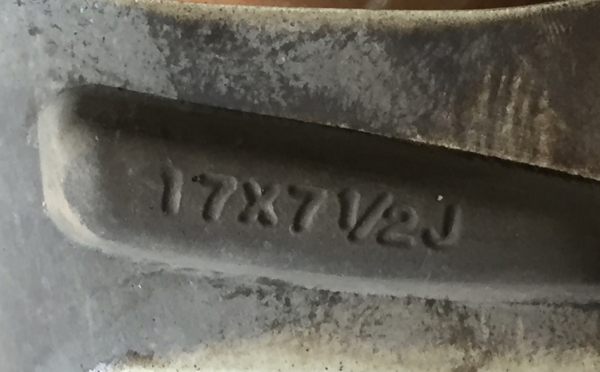 ล้อแท้ Toyota VIGO Champ 4x4 ตัวTop สภาพสวย ไม่เคยซ่อม พร้อมน็อตโตโยต้าแท้ครบ 24ตัว ราคาไม่แพง