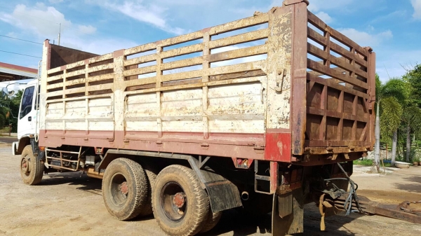 ขายรถบรรทุกพ่วง Isuzu 270แรง ปี47 แม่ดั้มเกษตร ลูกไม่ดั้ม