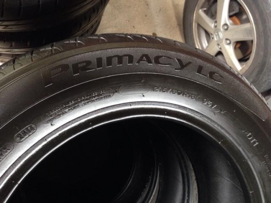 ขายยาง MICHELIN 215/60/16