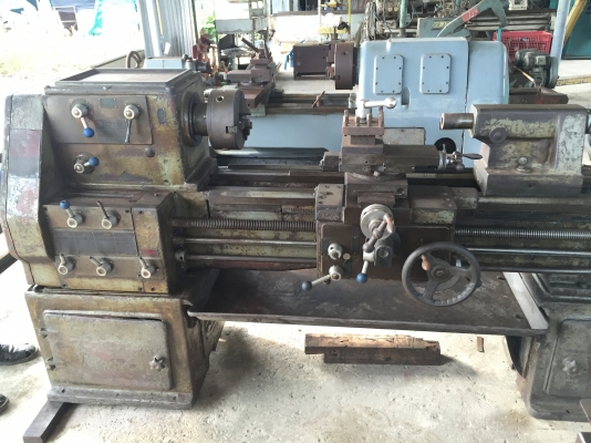 ขายเครื่องกลึง6ฟุต3เพลาเกียร์บ็อกต้าชิงใต้หวันราคาเบาๆครับ