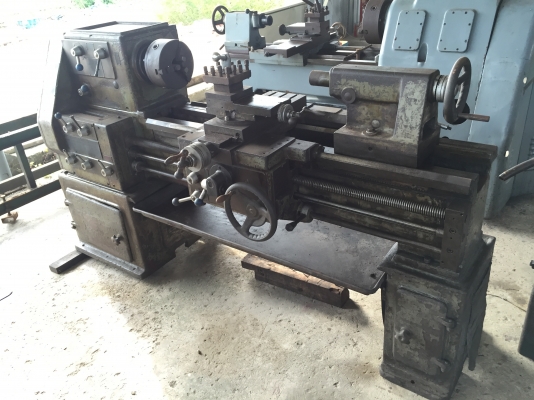 ขายเครื่องกลึง6ฟุต3เพลาเกียร์บ็อกต้าชิงใต้หวันราคาเบาๆครับ