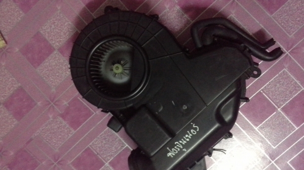 ตู้แอร์ฟอรจูนเนอร์ถอดคับ