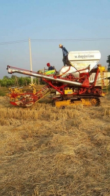 ขายรถเกี่ยวข้าวไอ้หนุ่มไวไฟ เกษตรพัฒนา54 เครื่องอีซูซุ240 ช่วงล่าง12นอก เช็คระบบให้พร้อมทำสีใหม่พร้อมลงงาน ขายรถเกี่ยวข้าวไอ้หนุ่มไวไฟ เกษตรพัฒนา54 เครื่องอีซูซุ240 ช่วงล่าง12นอก เช็คระบบให้พร้อมทำสีใหม่พร้อมลงงาน