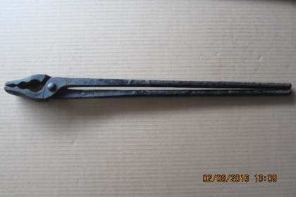 ขายคีมคีบงานร้อนงานเก่าเก็บ AUSTRIA ยาว50cm.เก่าเก็บ ขายคีมคีบงานร้อนงานเก่าเก็บ AUSTRIA ยาว50cm.เก่าเก็บ