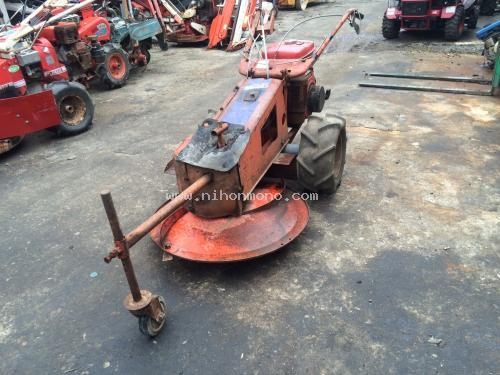 รถตัดหญ้าแบบเดินตาม รหัสสินค้า : 80904381 ยี่ห้อ : KUBOTA รุ่น : KB800