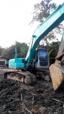 ขายรถแบคโฮ KOBELCO SK200-6 YN10 เอกสารเล่มทะเบียน ราคา 1450000