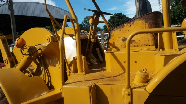 ขายรถตักล้อยาง CAT 950 ราคา 680000