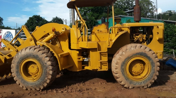 ขายรถตักล้อยาง CAT 950 ราคา 680000