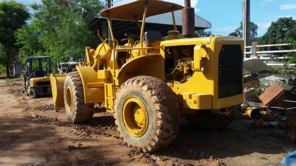 ขายรถตักล้อยาง CAT 950 ราคา 680000