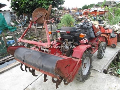 รถพรวนดินนั่งขับ รหัสสินค้า : 80904343 ยี่ห้อ : HONDA รุ่น : RT1300