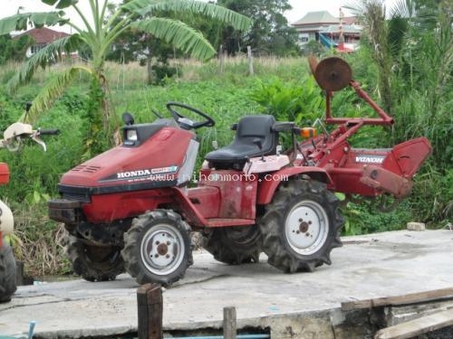 รถพรวนดินนั่งขับ รหัสสินค้า : 80904343 ยี่ห้อ : HONDA รุ่น : RT1300