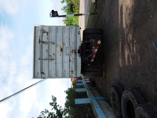 ขายลูกพ่วงสามมิตรไม่ดั้มปี53สวยๆราคา285000