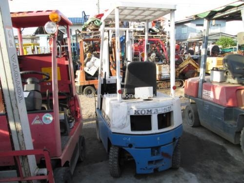 รถยก รหัสสินค้า : 13001447 ยี่ห้อ : KOMATSU รุ่น : FG07-2 รถยก รหัสสินค้า : 13001447 ยี่ห้อ : KOMATSU รุ่น : FG07-2