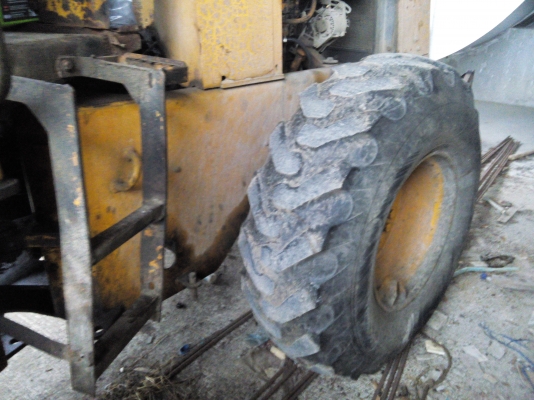 ขายรถตักล้อยาง KOMATSU 510 ราคา 400000