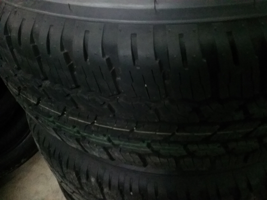 แม็กพร้อมยางรีโว่TRDขอบ17 ยาง265/65/17ยางป้ายแดงปี 16