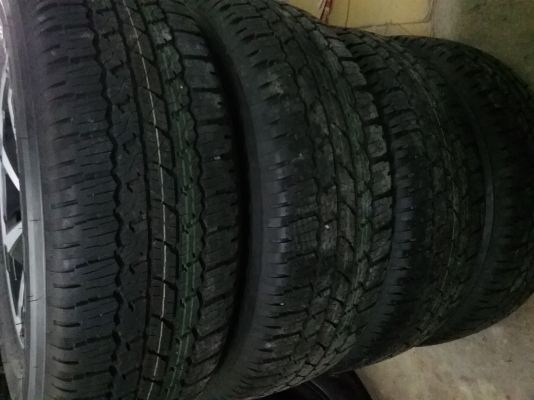 แม็กพร้อมยางรีโว่TRDขอบ17 ยาง265/65/17ยางป้ายแดงปี 16