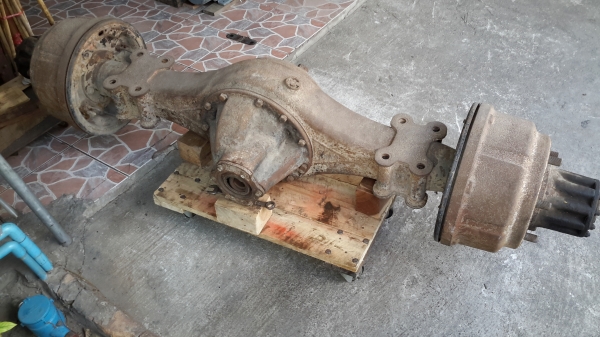 ขายเพลา6 ล้อ HENO