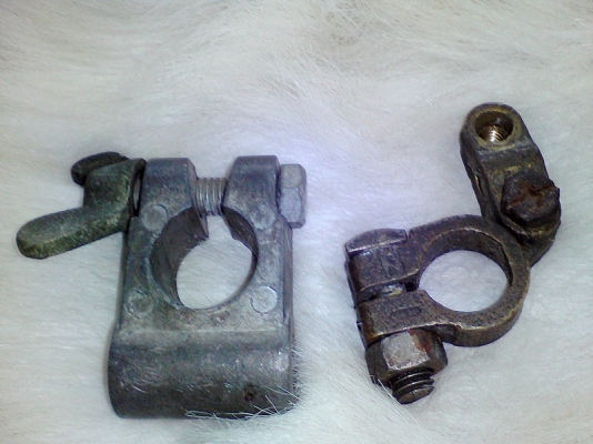 ขั้วแบตรถทหาร งานเก่านอก