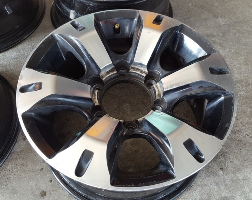 ขายล้อขอบ15 6รู หน้า7 ET20 4 ล้อ