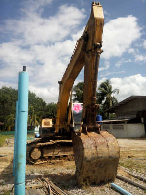 ขายรถแบคโฮ KOMATSU PC200-5 ระบบไฟเต็ม คอลโทรลสั้น ราคา 450000