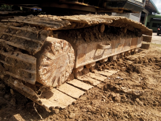 ขายรถแบคโฮ KOMATSU PC200-5 ระบบไฟเต็ม คอลโทรลสั้น ราคา 450000
