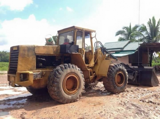 Volvo BM4400 รูปหล่อ มีเก๋ง บุ๋งกี๋ใหญ่ ต่อแขนแล้ว Volvo BM4400 รูปหล่อ มีเก๋ง บุ๋งกี๋ใหญ่ ต่อแขนแล้ว