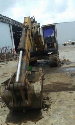 ขายรถแบคโฮ KOMATSU PC120-3 ตัวเดินรุ่น 2 หนึ่งข้างรุ่น 5 หนึ่งข้าง เครื่องมิตซู ราคา 200000