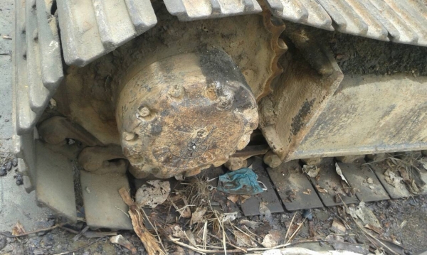 ขายรถแบคโฮ KOMATSU PC120-3 ตัวเดินรุ่น 2 หนึ่งข้างรุ่น 5 หนึ่งข้าง เครื่องมิตซู ราคา 200000 ขายรถแบคโฮ KOMATSU PC120-3 ตัวเดินรุ่น 2 หนึ่งข้างรุ่น 5 หนึ่งข้าง เครื่องมิตซู ราคา 200000