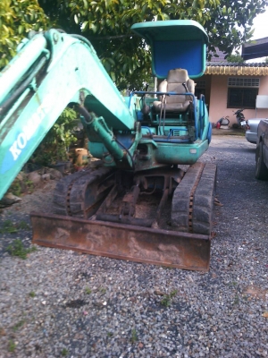ขายรถแบคโฮ KOMATSU PC40-7 ปั๊มนิ้ว ราคา 380000