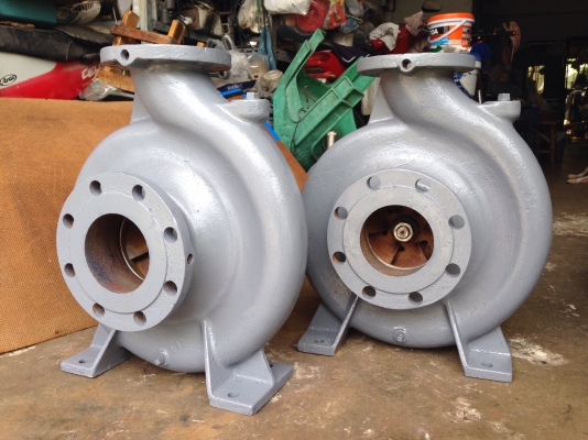 ( เหลือ 1 ตัวครับ )ขายหัวปั้มน้ำหอยโข่ง Teral ใบพัดทองเหลือง ขนาดเข้า 5นิ้ว ออก 4นิ้ว สภาพสวยมาก หมุนนิ่ม ขาหลังไม่มีครับ พร้อมใช้งาน มี 2ตัวครับ