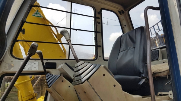 ขายด่วนรถแม็คโครKOBELCOSK100MARK///มาร์ทีชั่วโม่งทำงานน้อยแค่4,259ชั่วโม่งรถนอกนำเข้ายังไม่เคยใช้งานในเมืองไทยเลย