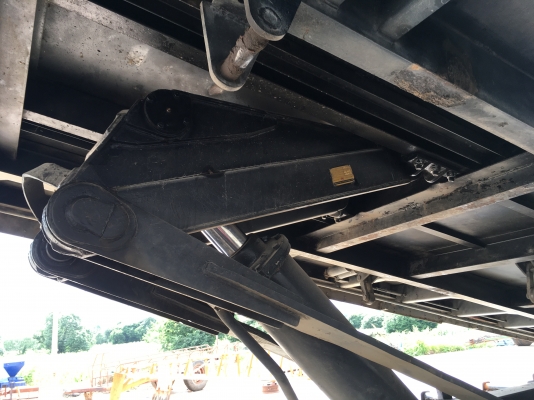 ขายด่วนรถพ่วง320พ่วงดั้มเนียมอู่เบิ้ม ปี51 ลูก3เพลา บรรทุกข้าว