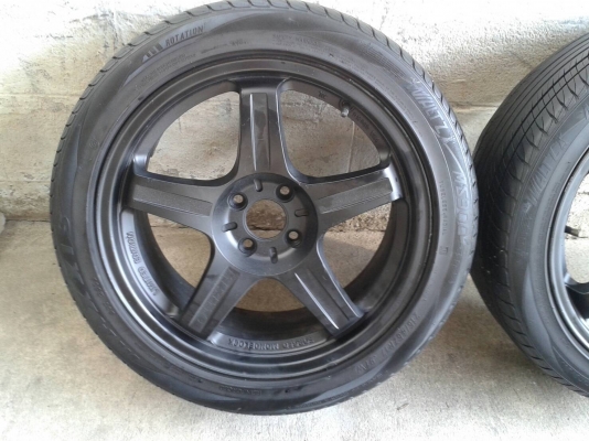 ขอบ17นิ้ว4รู100 พร้อมยาง ชุดนี้ ราคา 6900 บาท