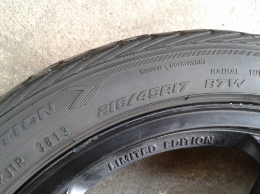 ล้อแท้ขอบ17นิ้ว4รู100 พร้อมยาง ชุดนี้ ราคา 6900