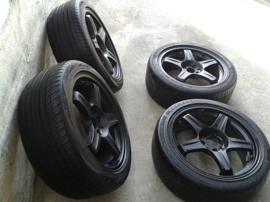 ล้อแท้ขอบ17นิ้ว4รู100 พร้อมยาง ชุดนี้ ราคา 6900