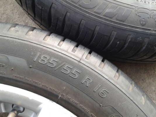 ล้อซููซูกิ ขอบ16นิ้ว4รู100 พร้อมยาง ชุดนี้ ราคา 6200 บาท