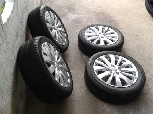 ล้อซููซูกิ ขอบ16นิ้ว4รู100 พร้อมยาง ชุดนี้ ราคา 6200 บาท